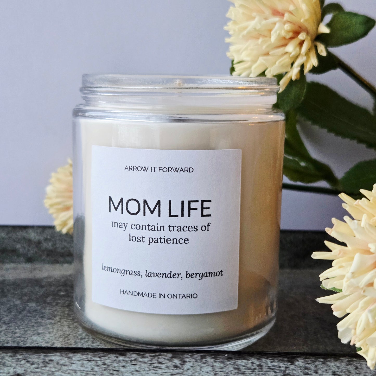 MOM LIFE - 8oz candle